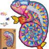 Puzzle Puzzler dřevěné, barevné – Hypnotický chameleon